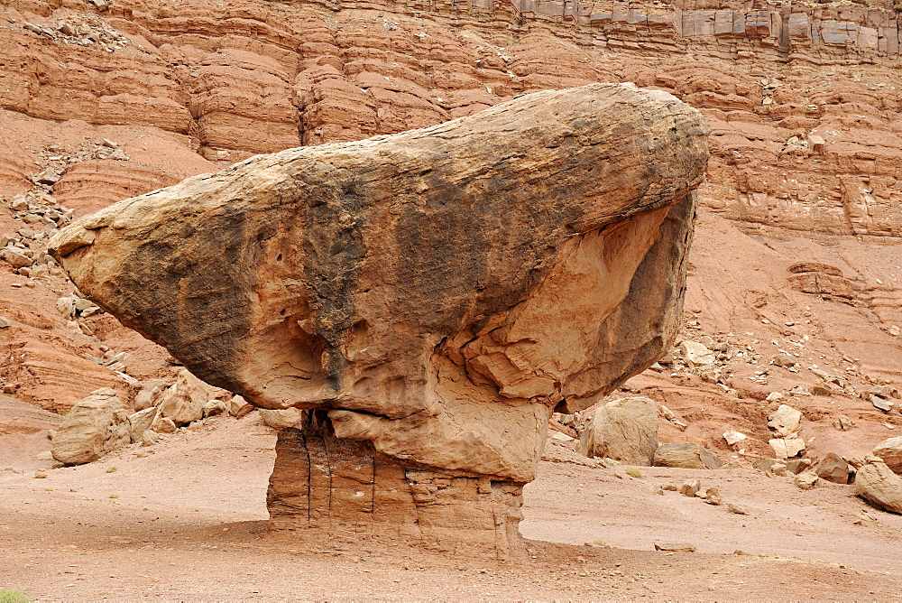 Balanced Rocks, Marble Canyon, Lee's Ferry, Arizona, USA