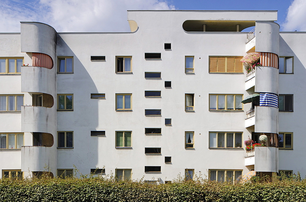 Great Settlement of Siemens City also known as Ring Settlement, completed in 1929-1931, UNESCO World Heritage Site, one of the Berlin Modernism Housing Estates, designed by the architects Otto Banning, Fred Forbat, Walter Gropius, Hugo Haering, Paul Rudol