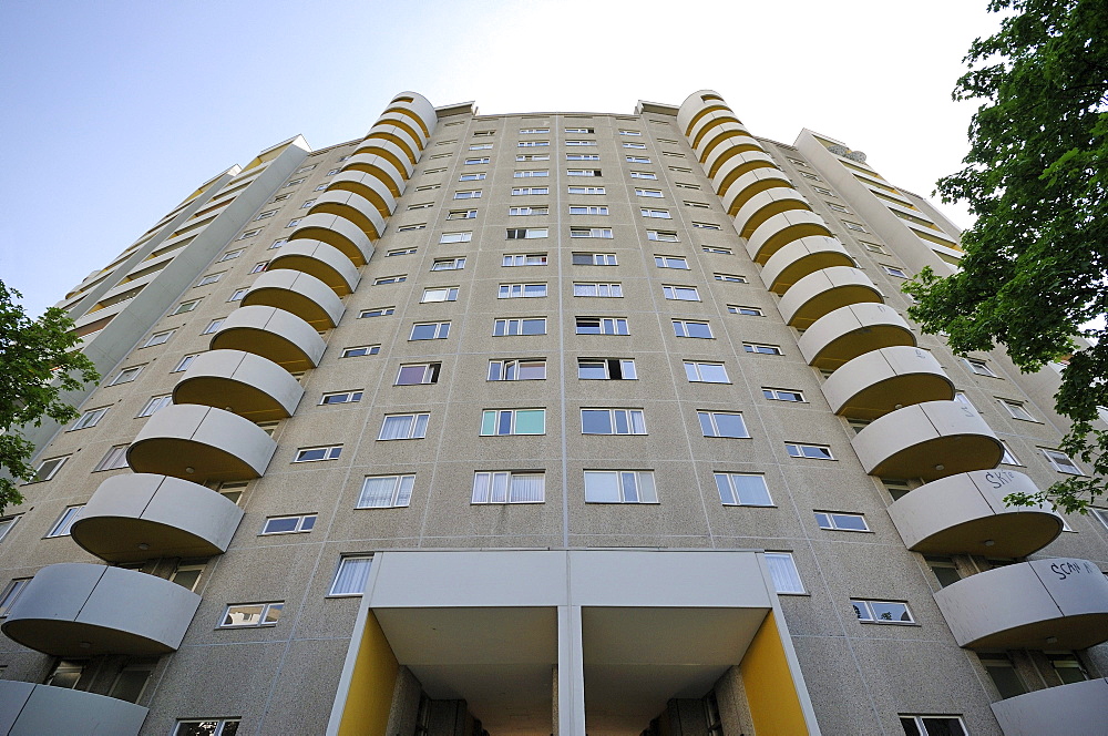 18-storey apartment building by Walter Gropius, Gropius City, satellite settlements, large housing estate, satellite town with 18, 000 homes, Neukoelln, Berlin, Germany, Europe