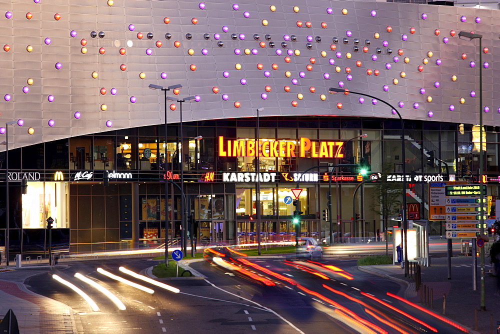 Limbecker Platz shopping center, completed in 2009, Essen city centre, illuminated facade on Berliner Platz square, Essen, North Rhine-Westphalia, Germany, Europe