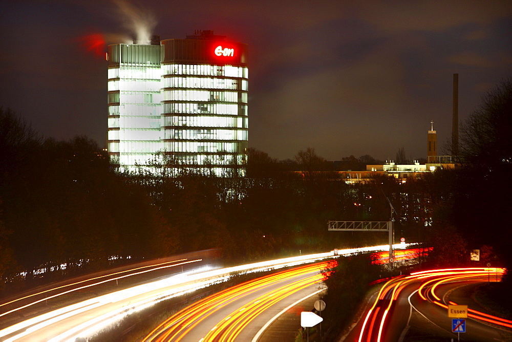 New headquarters of EON Ruhrgas AG, since October 2010, almost 2, 000 employees work in the new administrative building, motorway of the A52 Autobahn, Essen, North Rhine-Westphalia, Germany, Europe