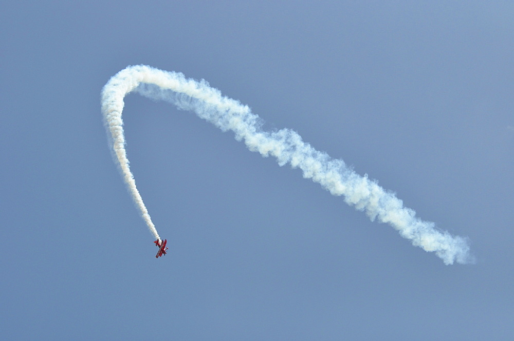 Stunt planes with smoke trails, Milwaukee, Wisconsin, USA, America