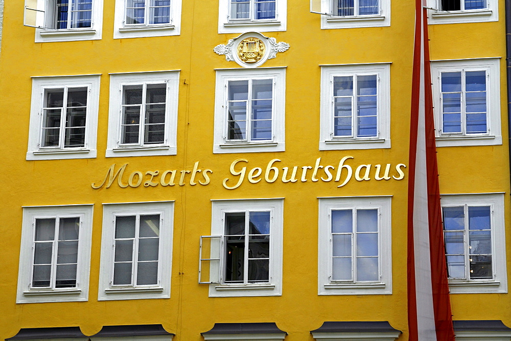 Mozart's Birthplace, historic centre of Salzburg, Austria, Europe