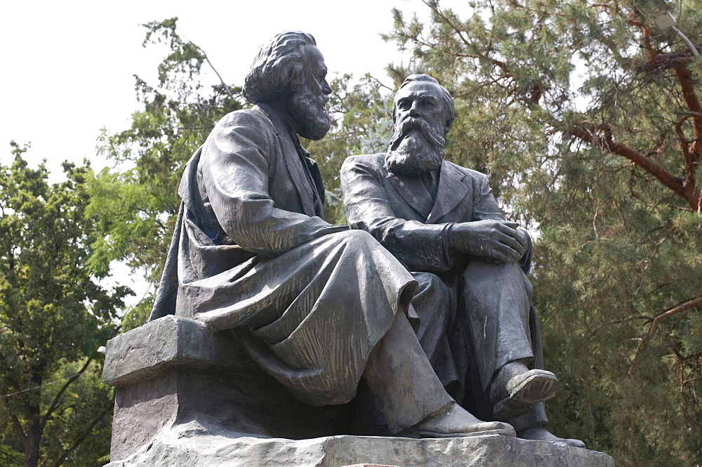 Sculpture of Lenin, Bishkek, Kyrgyzstan, Central Asia