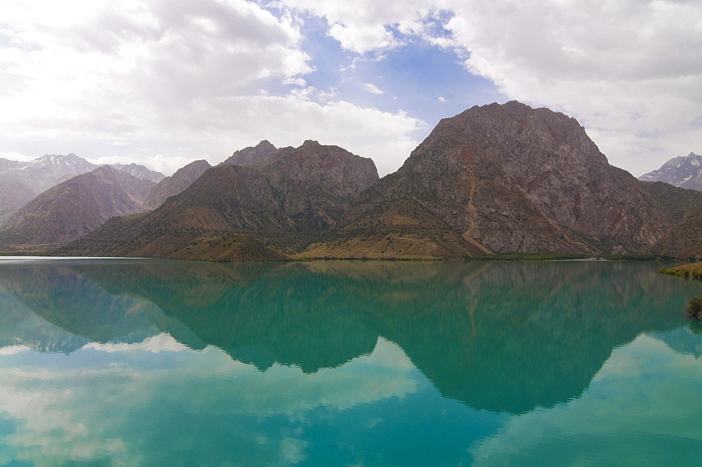 Turquoise Alexanderlake in Fan Mountains, Iskanderkul, Tajikistan