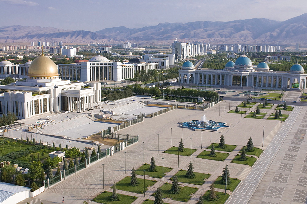 Presidential palace with a dome, Ashgabat, Turkmenistan, Central Asia