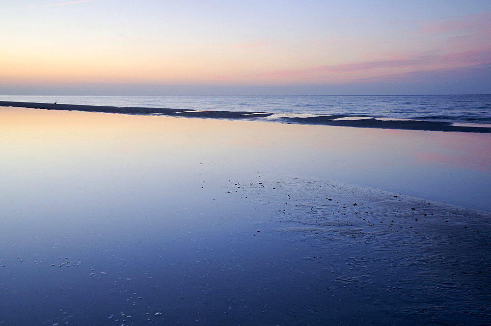 Evening on the Baltic coast, Ruegen, Mecklenburg-Western Pomerania, Germany, Europe