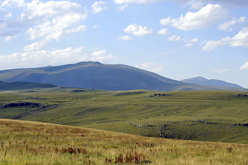 Landscape of the plateau, Way of St. Nino, Ninotsminda, Lesser Caucasus, Georgia, Western Asia