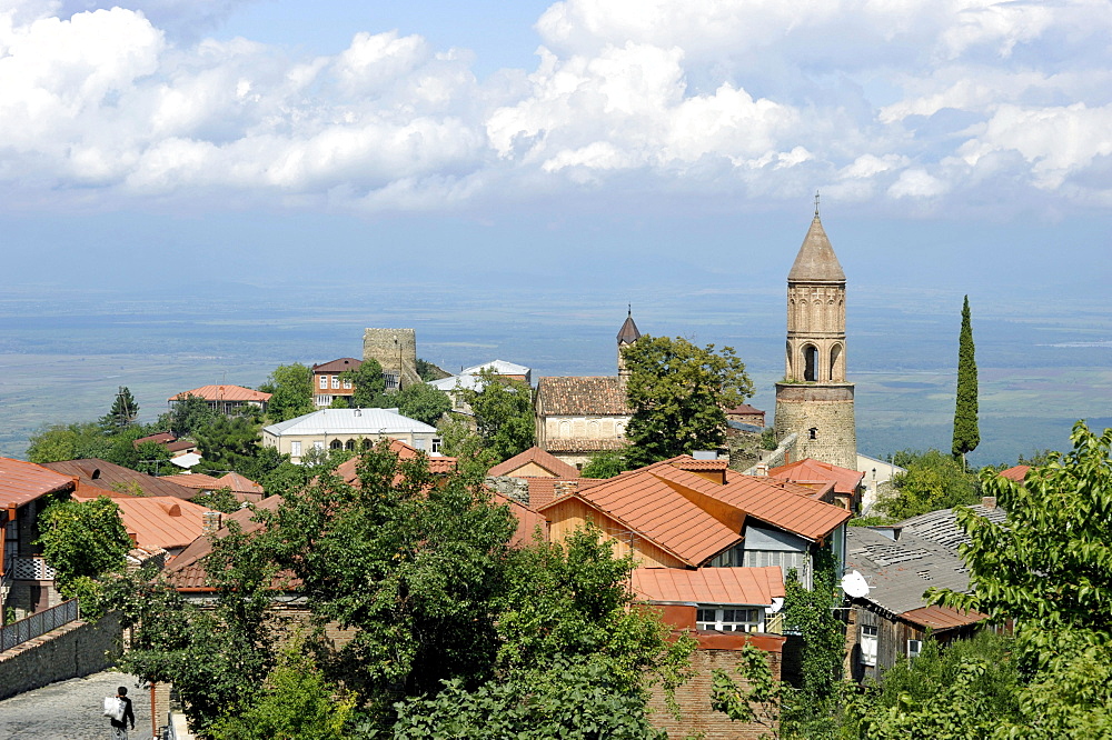 Historic town centre with church, Sighnaghi, Kakheti, Georgia, Western Asia