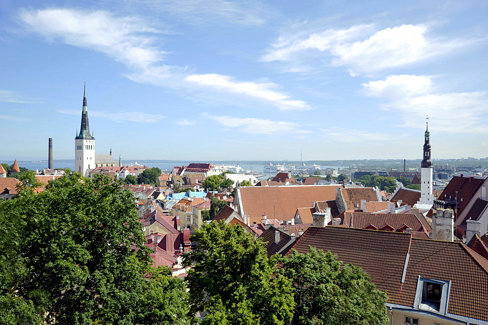 Panorama over the historic town centre, view from Castle Hill, towers of St. Nicholas Church and Town Hall, Baltic Sea port, Tallinn, formerly Reval, Estonia, Baltic States, Northern Europe