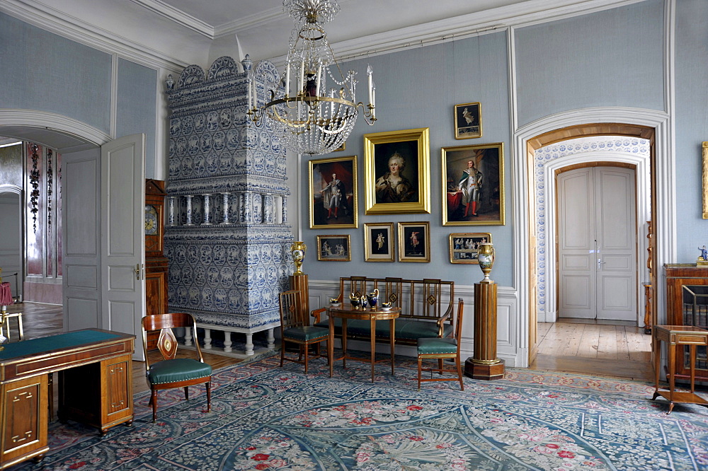 Furniture and paintings in the ducal apartments, Museum and baroque Rund&le Palace, Pilsrundale, Bauske, Latvia, Baltic States, Europe