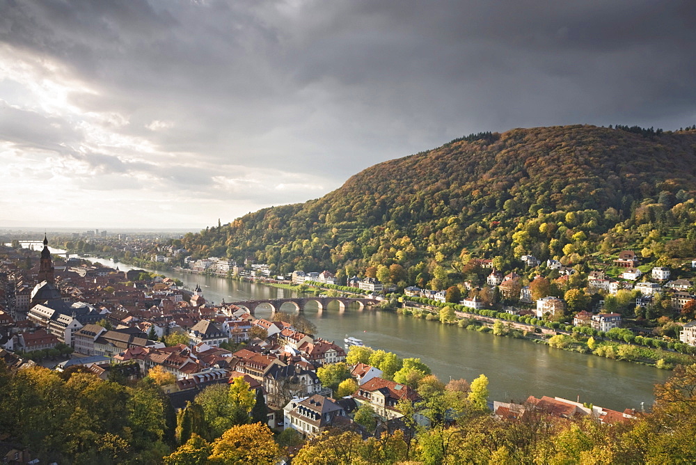 Panoramic views overlooking the old town of Heidelberg seen from the Schlosspark, castle park, Baden-Wuerttemberg, Germany, Europe