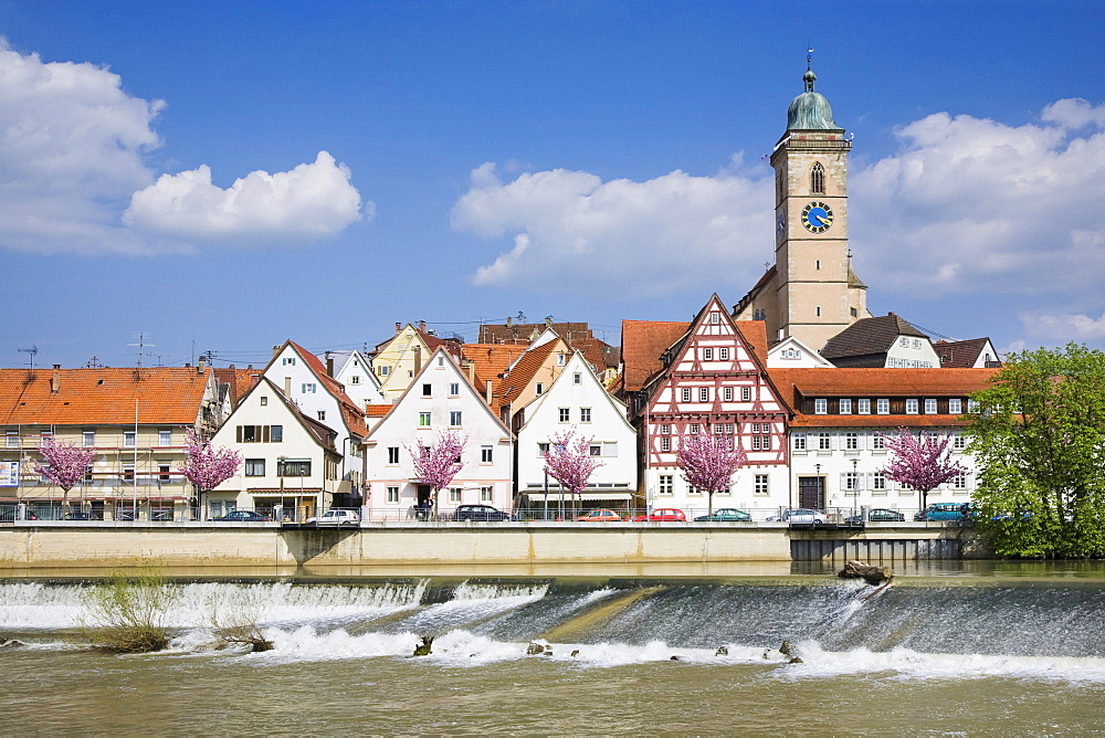 Nuertingen am Neckar, Neckar river with Stadtkirche Saint Laurentius, town church of St Lawrence, Baden-Wuerttemberg, Germany, Europe