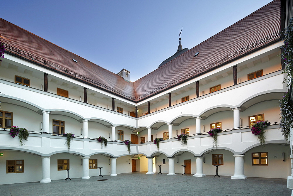 Courtyard of Schloss Hohenkammer castle, Upper Bavaria, Bavaria, Germany, Europe