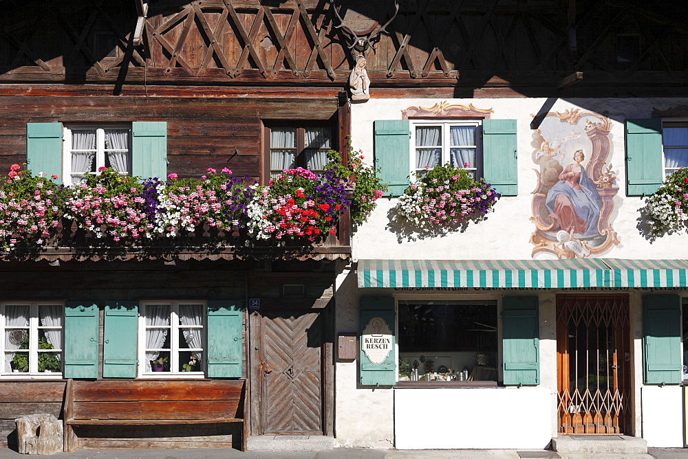 Facades on Loisachstrasse street, Garmisch district, Garmisch-Partenkirchen, Werdenfelser Land region, Upper Bavaria, Bavaria, Germany, Europe