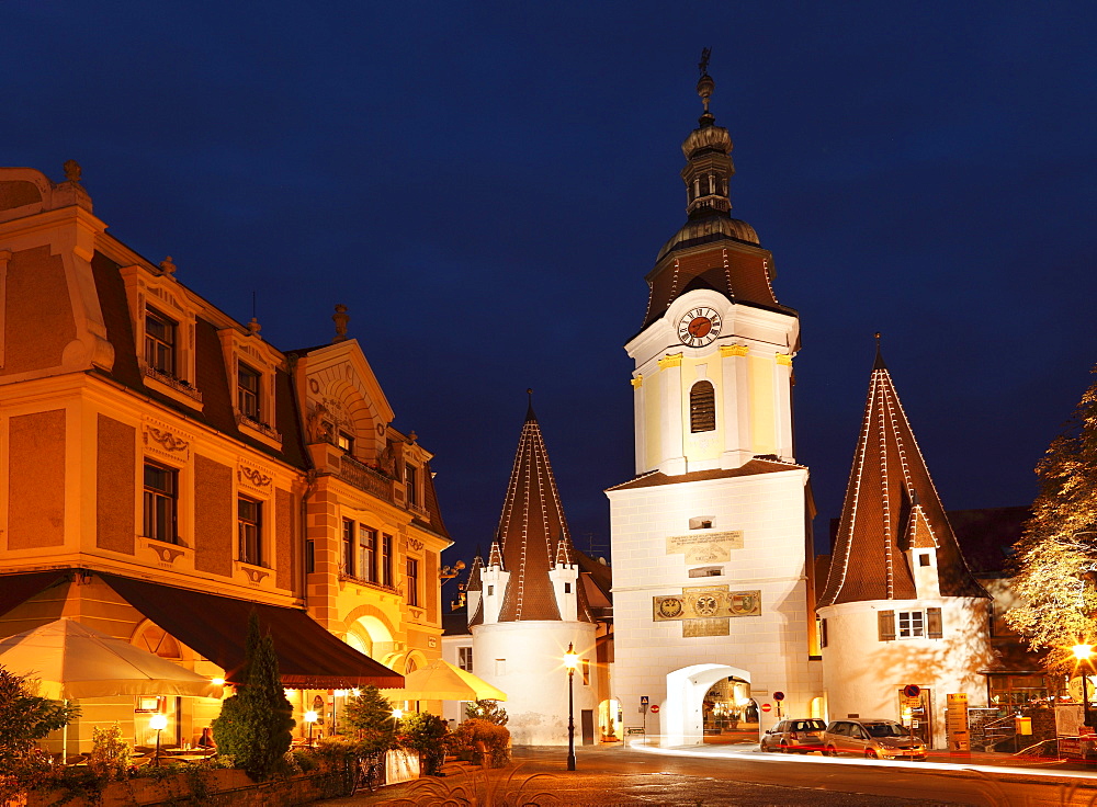 Steiner Tore gate tower, old town, Krems, Wachau, Waldviertel region, Lower Austria, Austria, Europe