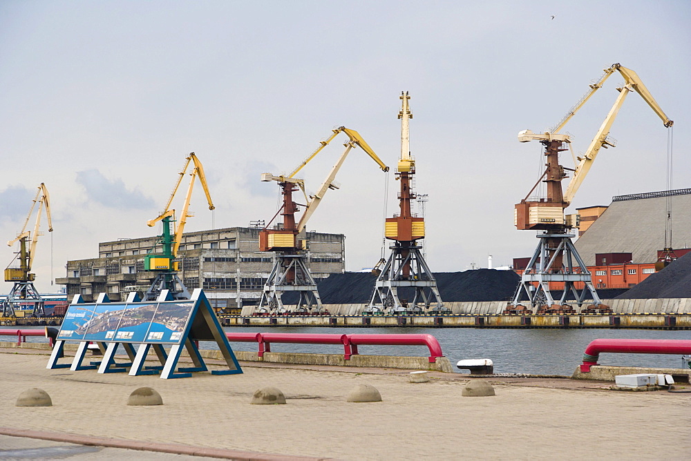 View of the port, Ostas ielas promenade, Spikeru piekraste, Ostas Street Promenade, Coast of Warehouses, also known as Venta Embankment, Ventmala, Ventspils, Kurzeme, Latvia, Northern Europe