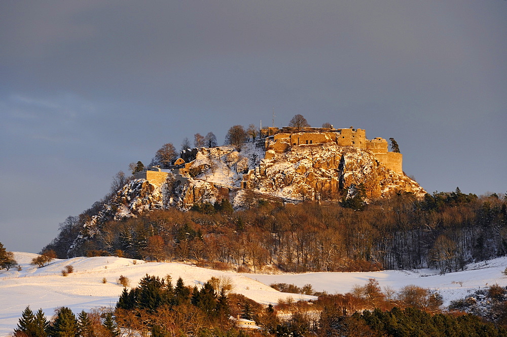 Hohentwiel Hegau volcano seen from the west in the last evening light, Konstanz district, Baden-Wuerttemberg, Germany, Europe