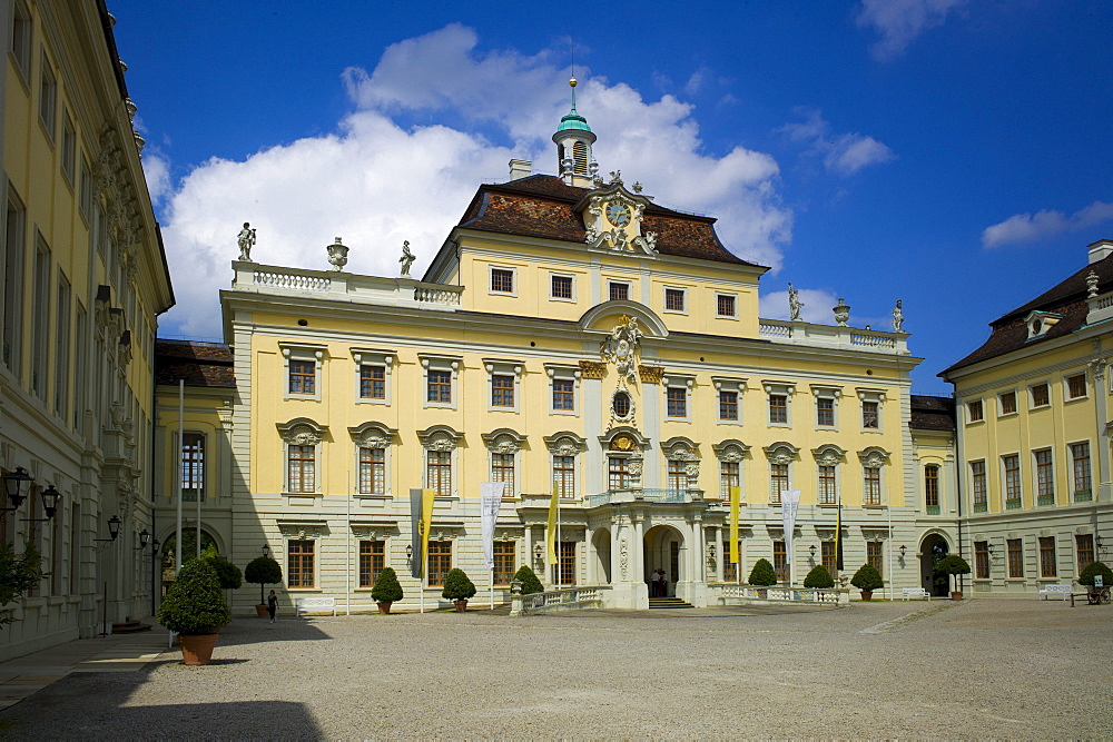 Schloss Ludwigsburg Palace, Ehrenhof courtyard, Old Corps de Logis, Baden-Wurttemberg, Germany, Europe