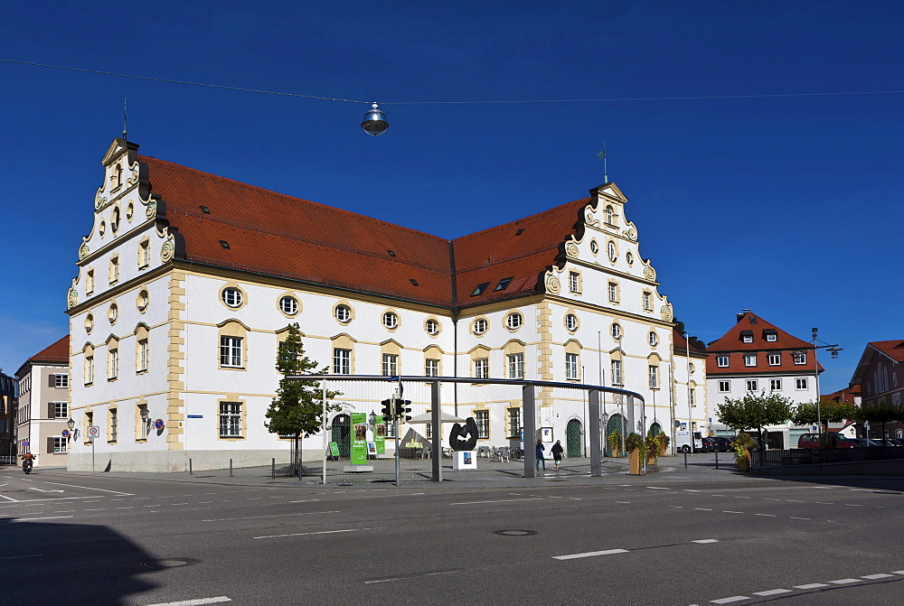 Kornhaus building and Allgaeu Museum, Kornhausplatz square, Kempten, Lower Allgaeu, Allgaeu, Swabia, Bavaria, Germany, Europe