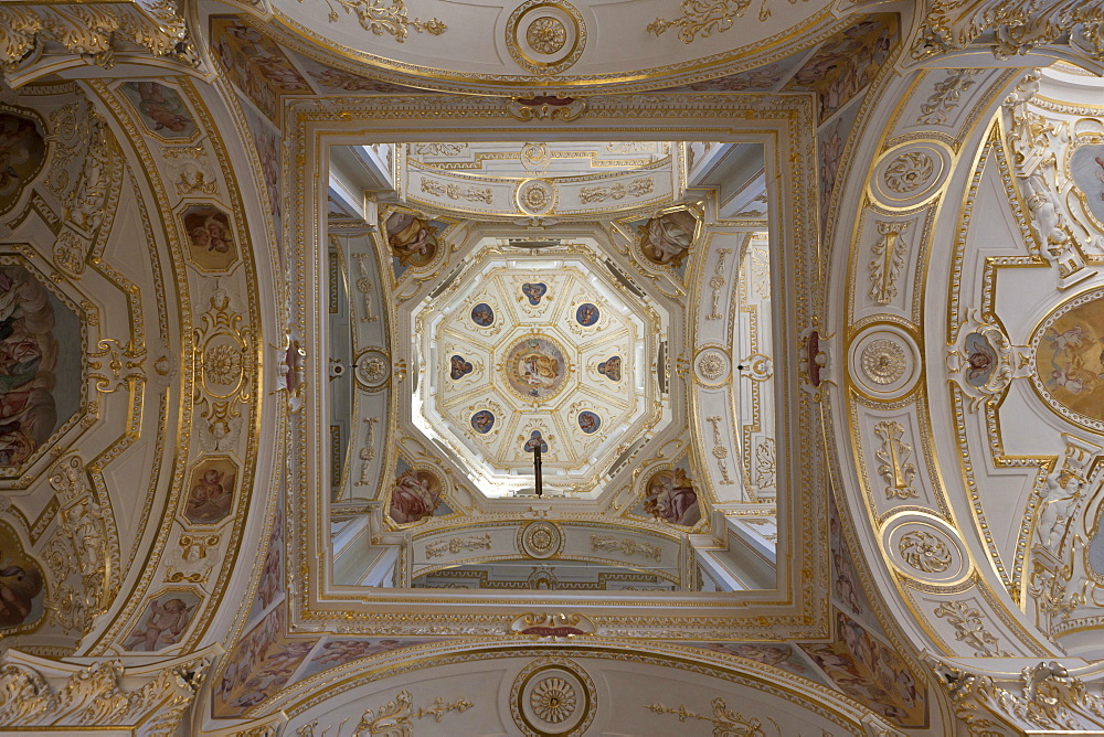 Magnificent dome of the Basilica of St. Lorenz, a former Benedictine abbey church of the Prince Abbot of Kempten, today the Parish Church of St. Lorenz, Diocese of Augsburg, Kempten, Lower Allgaeu, Allgaeu, Swabia, Bavaria, Germany, Europe