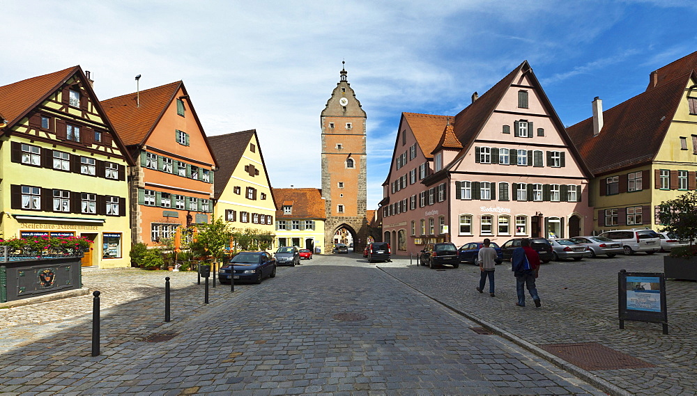 Historic district of Dinkelsbuehl, Woernitztor gate at the back, administrative district of Ansbach, Middle Franconia, Bavaria, Germany, Europe