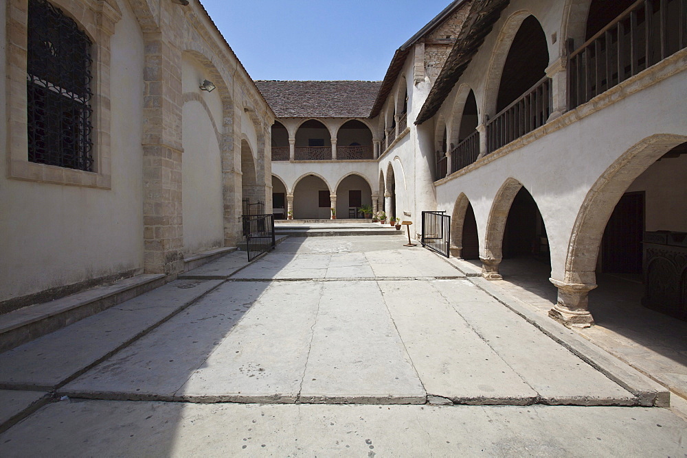 Cloister of the monastery church Timiou Stavro, Omodos, Troodos Mountains, Central Cyprus