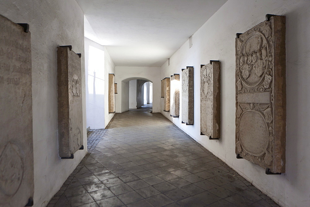 Passage to Luitpoldstrasse street, historic district, Eichstaett, Altmuehltal valley, Upper Bavaria, Bavaria, Germany, Europe