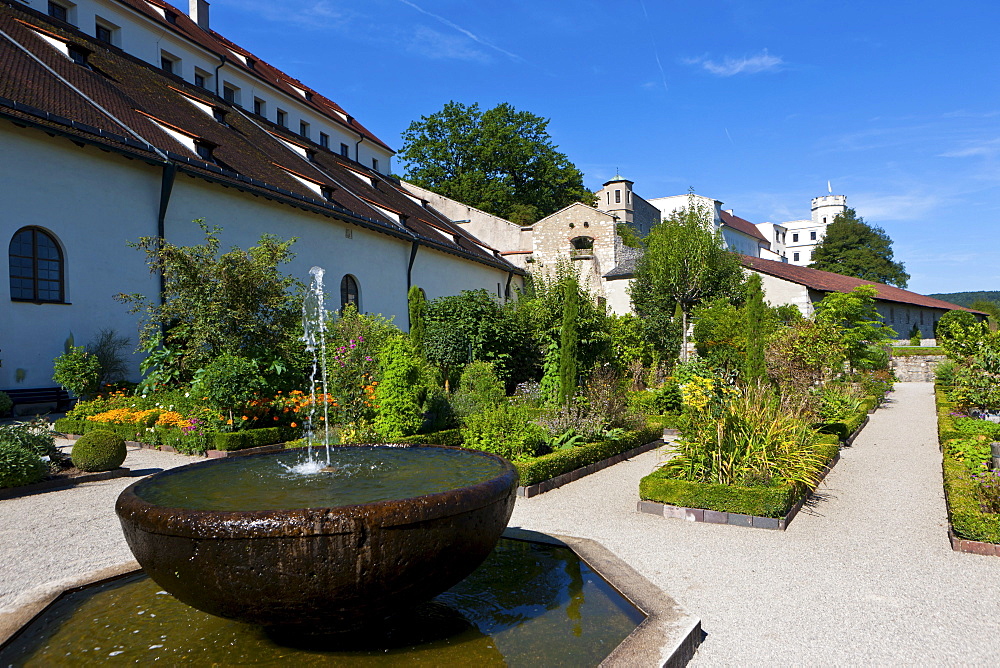 The Bastionsgarten garden, Willibaldsburg castle, Eichstaett, Altmuehltal, Upper Bavaria, Bavaria, Germany, Europe