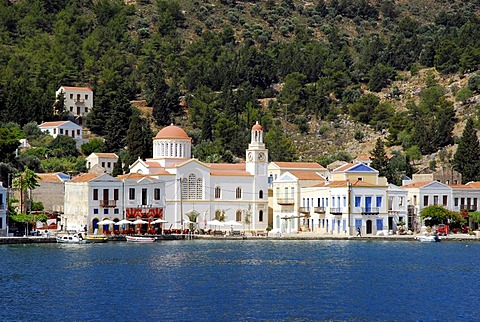 Church and houses in the bay, town Megisti on Kastelorizo island, Meis, Dodecanese Islands, Aegean, Mediterranean, Greece, Europe