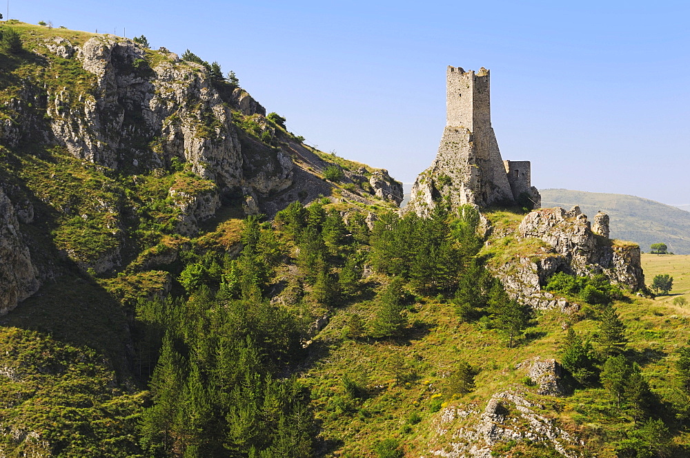 Gioia dei Marsi, National Park of Abruzzo, Abruzzo, Italy, Europe