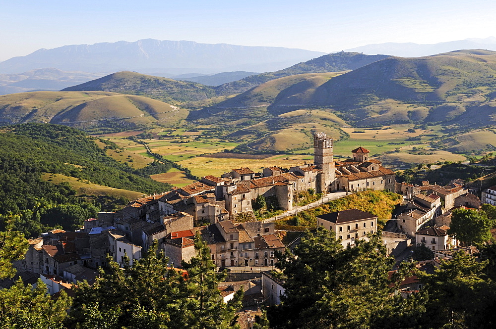 Castel del Monte, Abruzzo, Italy, Europe