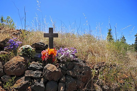 Wayside cross for an accident, La Palma, Canary Islands, Spain, Europe