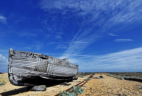 An old and disused fishing boat at Dungeness on the coast of Kent, England, United Kingdom, Europe