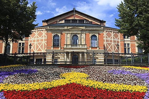 Bayreuth Festspielhaus or Bayreuth Festival Theatre, Richard Wagner Festival Hall, facade, 2010, on Green Hill, Bayreuth, Upper Franconia, Bavaria, Germany, Europe