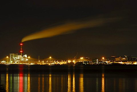 Ostuferhafen harbor with cargo terminals and coal power station at night, Port of Kiel, Schleswig-Holstein, Germany, Europe