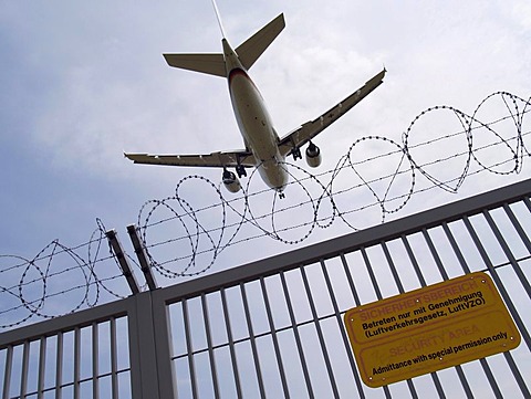 Landing approach of Airbus A 310, Tegel Airport, Berlin, Germany, Europe