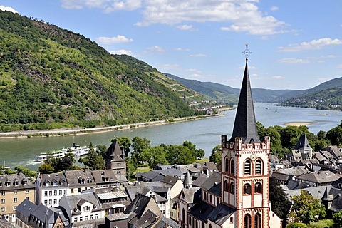 St. Peter's Church in Bacharach, UNESCO World Heritage Site, Upper Middle Rhine Valley, Bacharach, Rhineland Palatinate, Germany, Europe