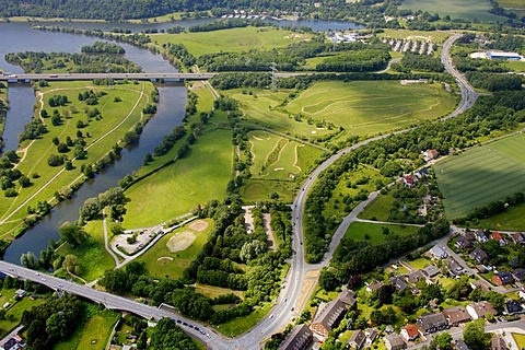 Aerial view, golf course, Deponie Heven landfill, Seestrasse street, Witten, Ruhrgebiet area, North Rhine-Westphalia, Germany, Europe