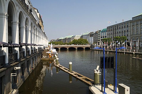 View from the Schleusenbruecke bridge on the Jungfernstieg and the arcades of the Kleine Alster lake, Hamburg, Germany, Europe