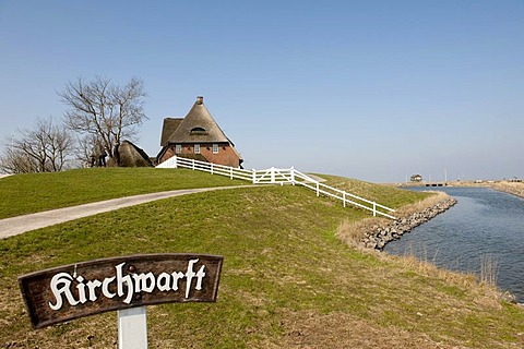 Kirchwarft dwelling mound with the thatched church and the pastorate on hallig Hooge, North Sea, Schleswig-Holstein Wadden Sea National Park, UNESCO World Natural Heritage Site, Northern Friesland, Northern Germany, Europe