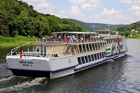 Motorboat MS Graefin Cosel on the Elbe River, built in 1994, Dresden, Saxony, Germany, Europe