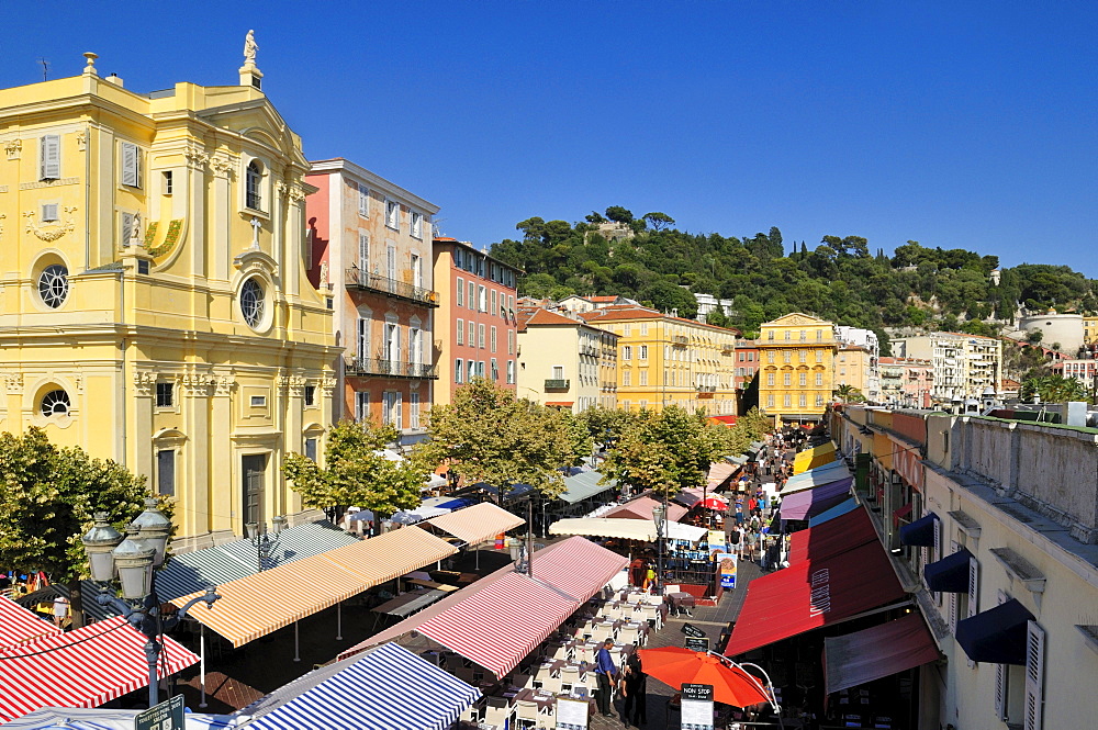 Marche aux Fleurs market and Cours Saleya, Nice, Department Alpes-Maritimes, Region Provence-Alpes-Cote d'Azur, France, Europe