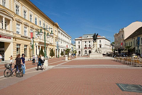 Klauzal ter, Klaus square, Szeged, Hungary, Europe