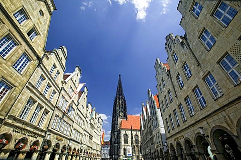 Gabled houses with St. Lamberti church at Prinzipalmarkt, Muenster, North Rhine-Westphalia, Germany, Europe