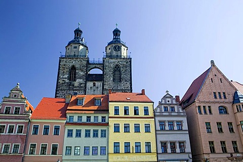 Row of houses at the Market Square, Stadtkirche Church, Lutherstadt Wittenberg, Saxony-Anhalt, Germany, Europe