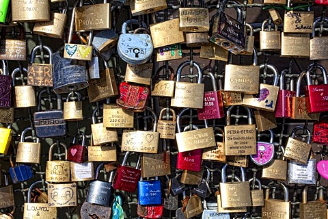 Love locks on the Hohenzollern Bruecke bridge, Cologne, North Rhine-Westphalia, Germany, Europe