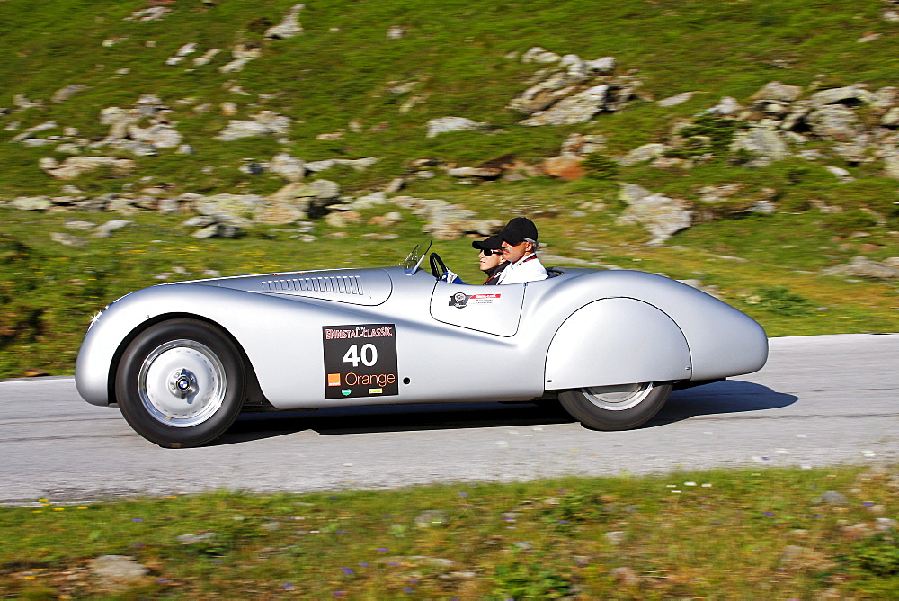 BMW 328 Roadster, built in 1939, Mille Miglia original from the BMW Museum, being driven by Mario Theissen, BMW Motorsport and Christian Klien, a former Formula 1 driver, Soelkpass, Ennstal Classic 2010 Vintage Car Rally, Groebming, Styria, Austria, Europ