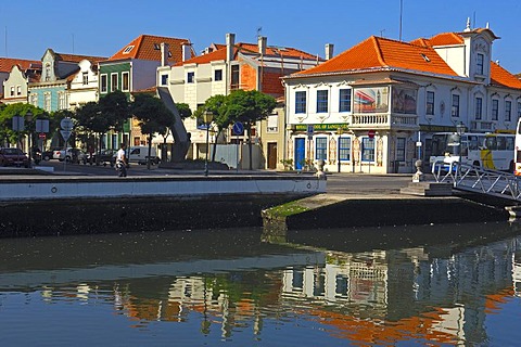 Canal central, Aveiro, Beiras region, Portugal, Europe