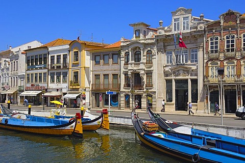 Traditional boats "Moliceiros", Canal central, Aveiro, Beiras region, Portugal, Europe